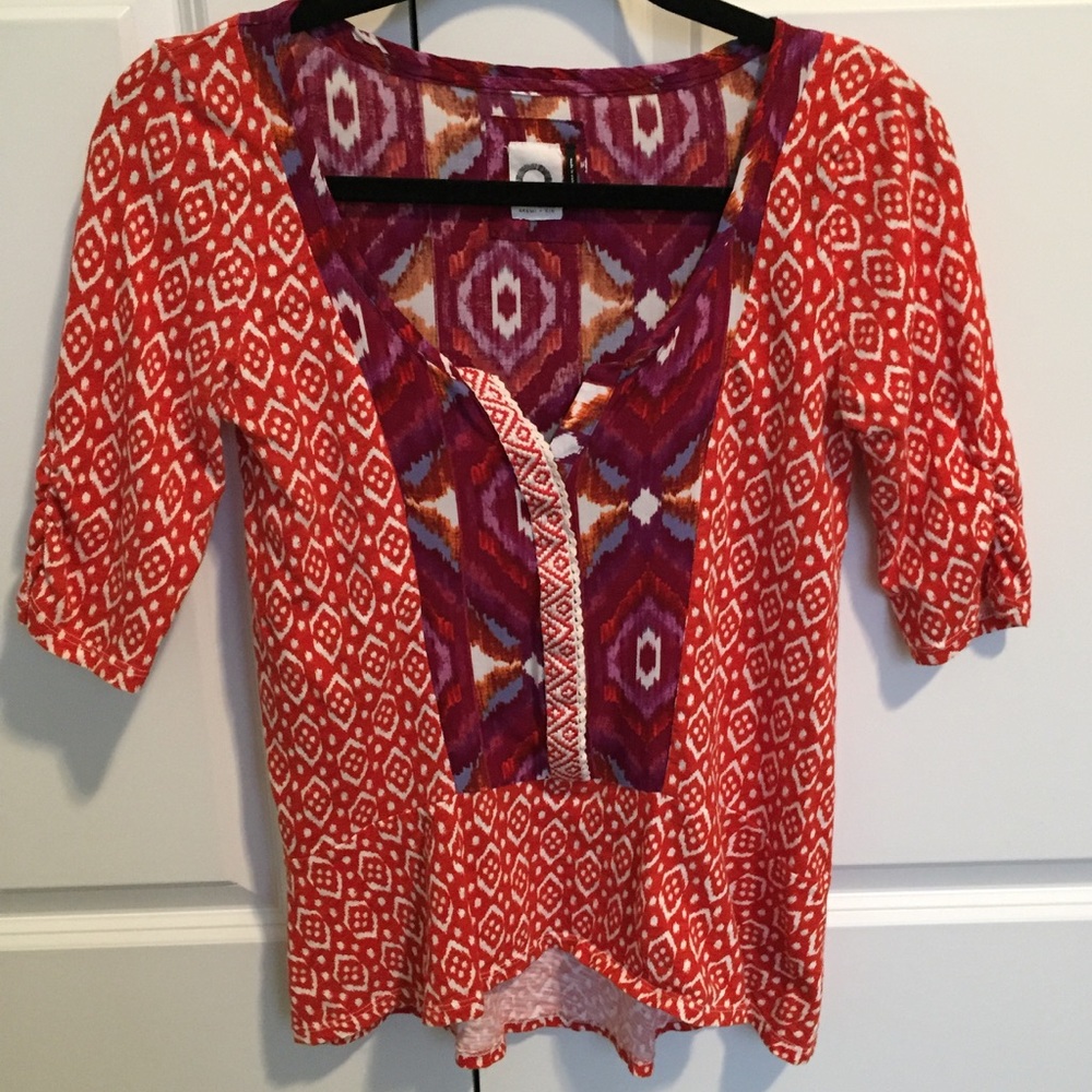 Anthro Akemi + Kin Splitneck Ikat Tee